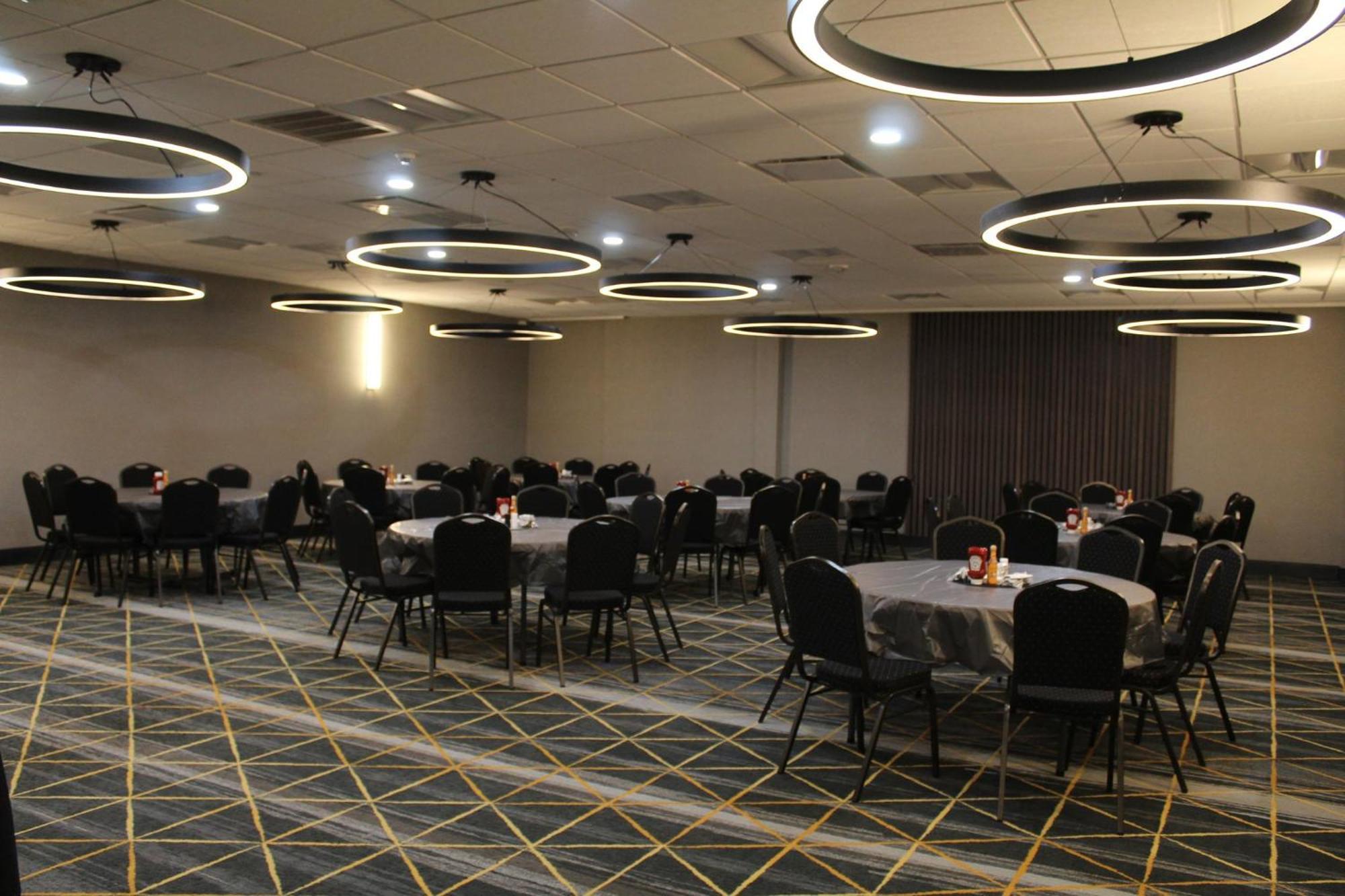 Holiday Inn Dallas Market Ctr Love Field By Ihg מראה חיצוני תמונה