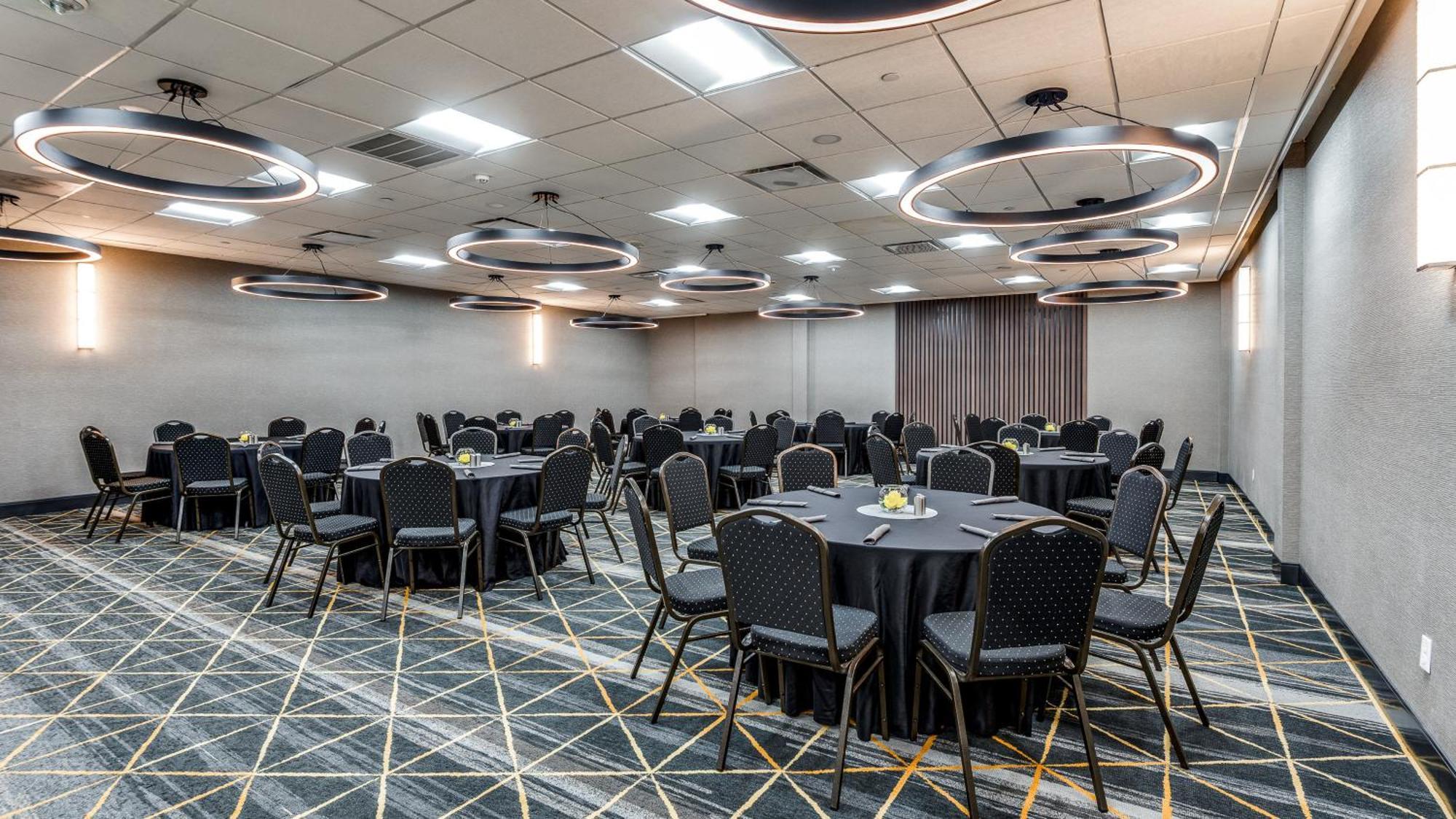 Holiday Inn Dallas Market Ctr Love Field By Ihg מראה חיצוני תמונה
